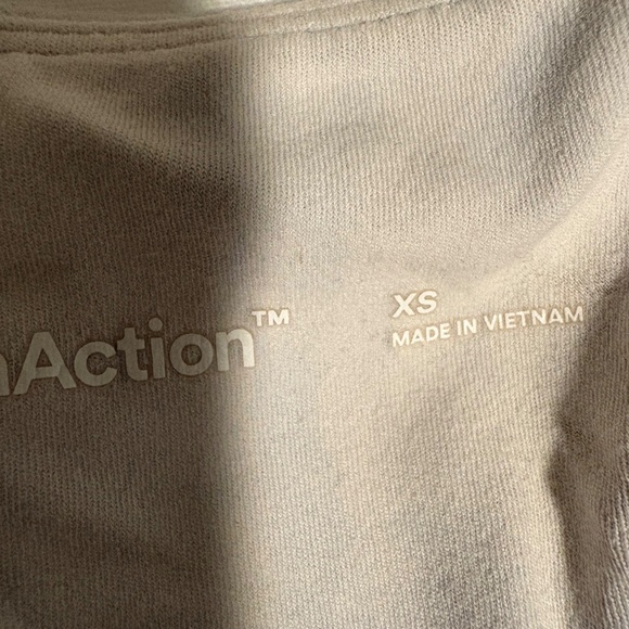 Aritzia TNA Action Longline Sports Bra – Light Blue - Picture 3 of 5